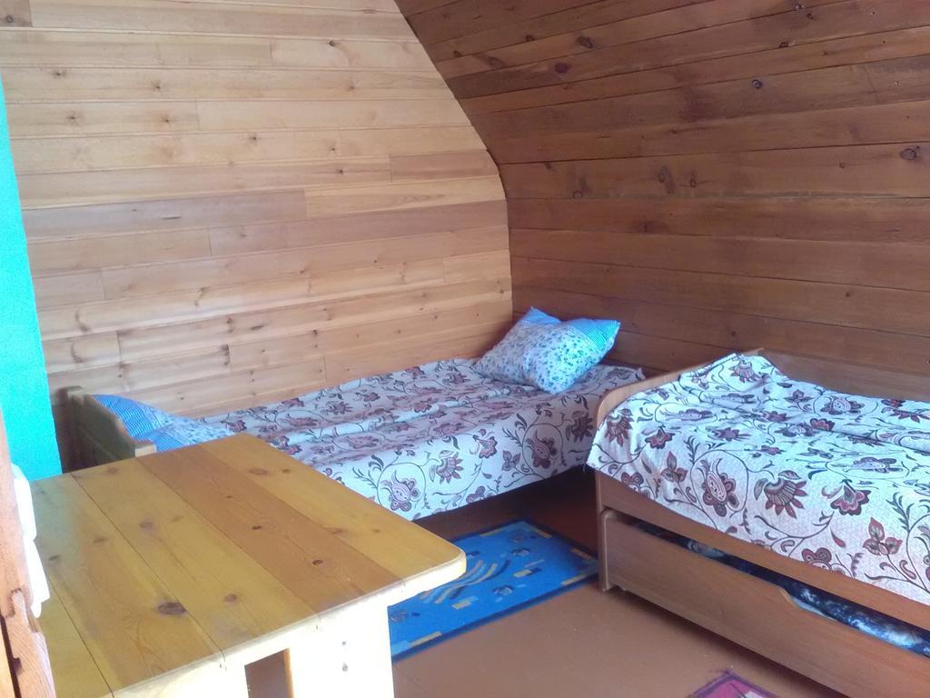 Guest House On Ulitsa Baikalskaia 81 후지르 외부 사진