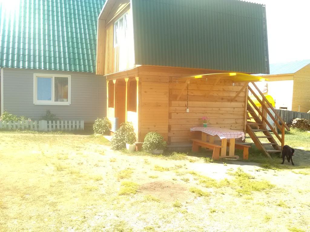 Guest House On Ulitsa Baikalskaia 81 후지르 외부 사진